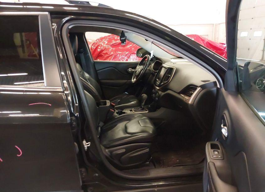 Photo 5 of 2016 Jeep Cherokee LIMITED (VIN 1C4PJMDB0GW267029)