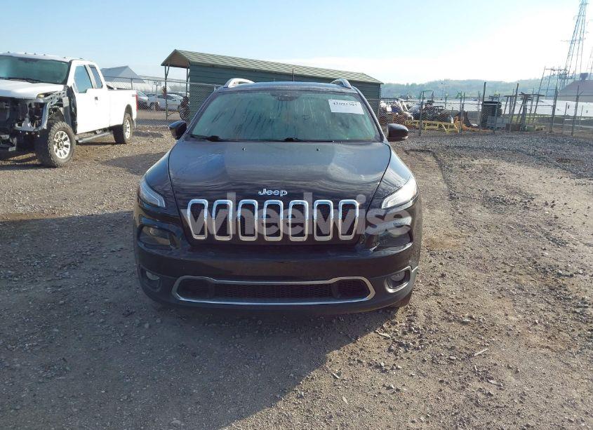 Photo 12 of 2018 Jeep Cherokee LIMITED 4X4 (VIN 1C4PJMDB0JD617018)