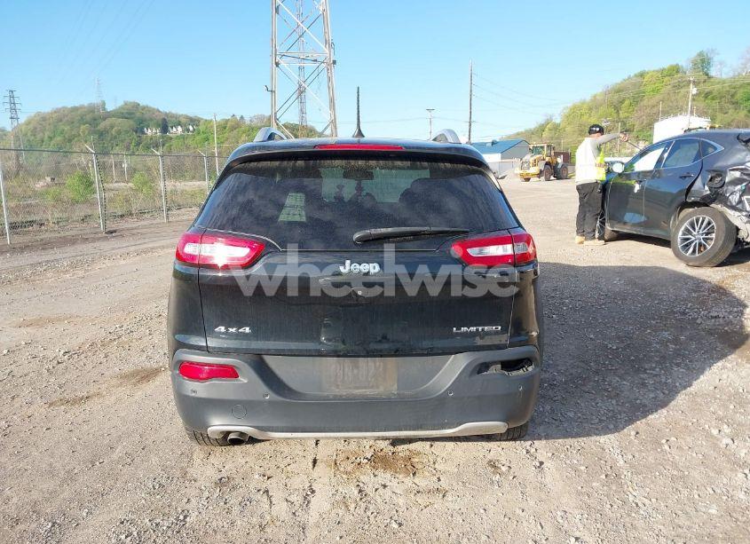 Photo 16 of 2018 Jeep Cherokee LIMITED 4X4 (VIN 1C4PJMDB0JD617018)