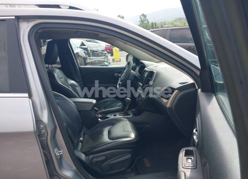 Photo 5 of 2015 Jeep Cherokee LIMITED (VIN 1C4PJMDB1FW749409)