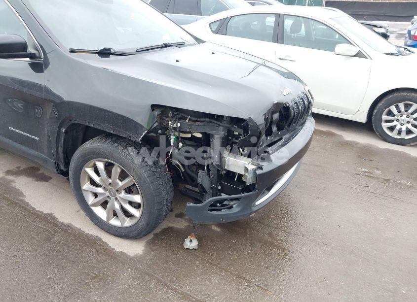 Photo 6 of 2016 Jeep Cherokee LIMITED (VIN 1C4PJMDB1GW147661)