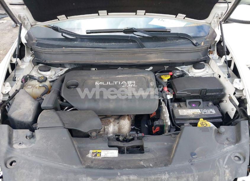 Photo 10 of 2016 Jeep Cherokee HIGH ALTITUDE (VIN 1C4PJMDB1GW310020)