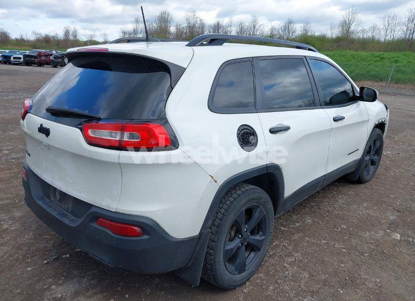 Photo 4 of 2016 Jeep Cherokee HIGH ALTITUDE (VIN 1C4PJMDB1GW310020)