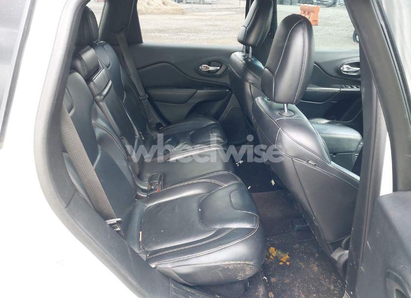 Photo 8 of 2016 Jeep Cherokee HIGH ALTITUDE (VIN 1C4PJMDB1GW310020)