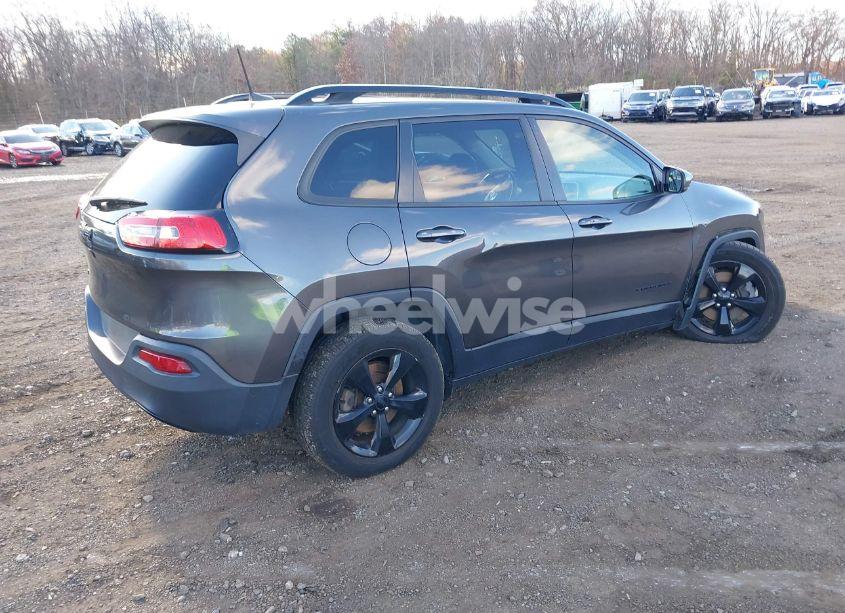 Photo 4 of 2017 Jeep Cherokee HIGH ALTITUDE 4X4 (VIN 1C4PJMDB1HW524720)