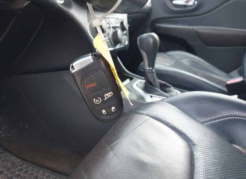 Photo 11 of 2014 Jeep Cherokee LIMITED (VIN 1C4PJMDB2EW173537)