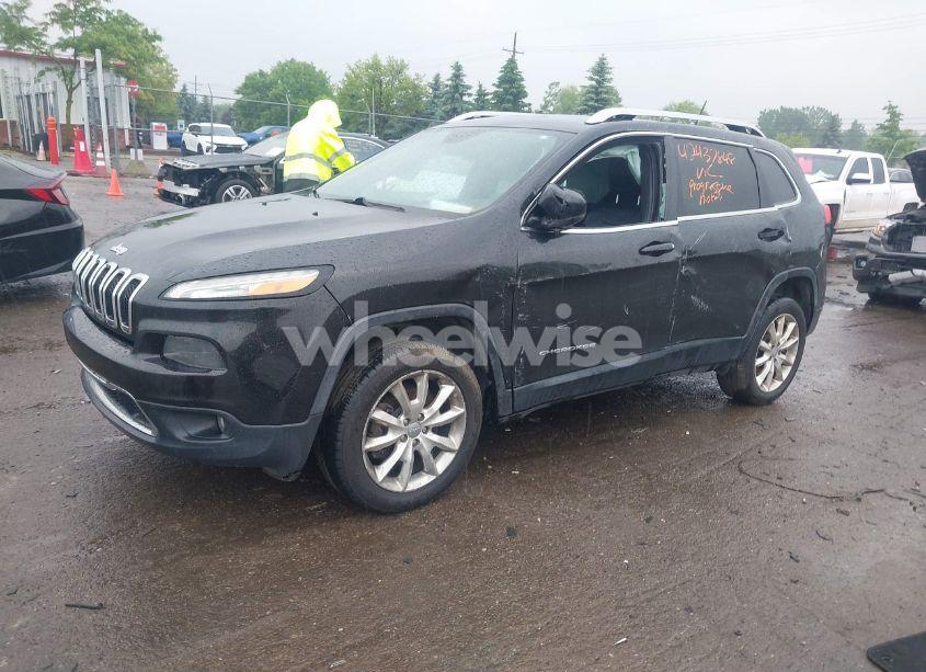Photo 2 of 2015 Jeep Cherokee LIMITED (VIN 1C4PJMDB2FW773119)