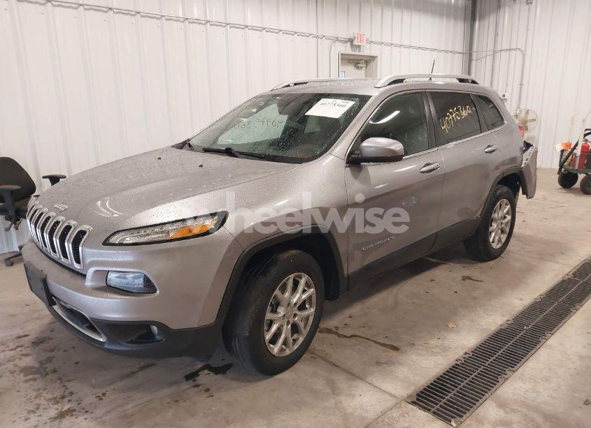 Photo 2 of 2016 Jeep Cherokee LIMITED (VIN 1C4PJMDB2GW197016)