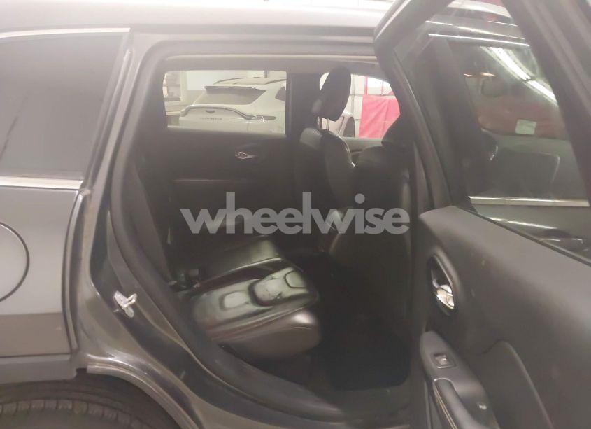 Photo 8 of 2016 Jeep Cherokee LIMITED (VIN 1C4PJMDB2GW211464)