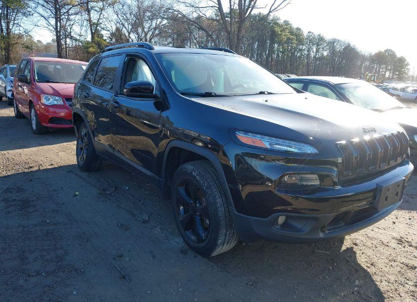 2018 Jeep Cherokee LIMITED 4X4 (VIN 1C4PJMDB2JD555055) main photo