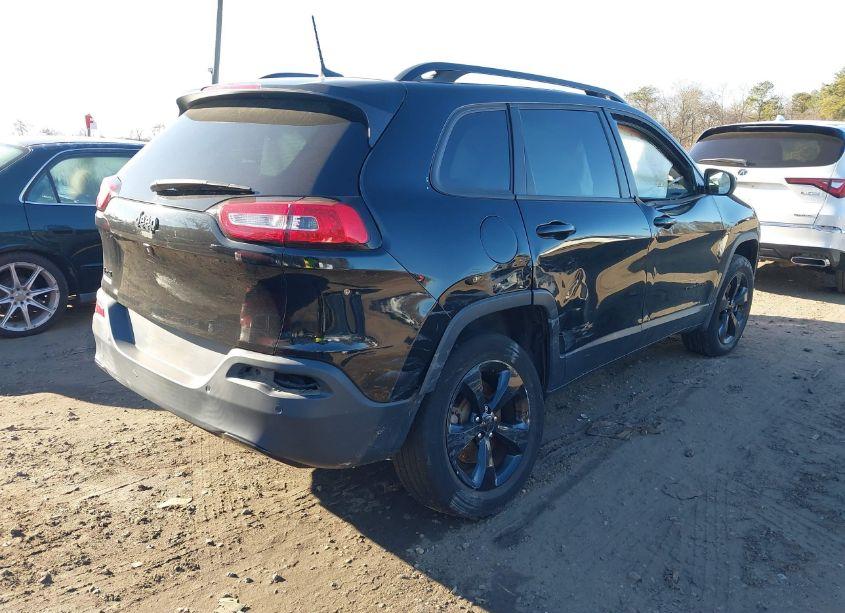 Photo 4 of 2018 Jeep Cherokee LIMITED 4X4 (VIN 1C4PJMDB2JD555055)