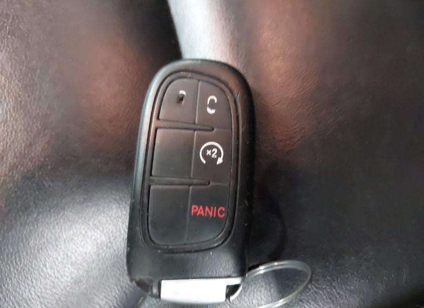 Photo 11 of 2016 Jeep Cherokee LIMITED (VIN 1C4PJMDB3GW295732)