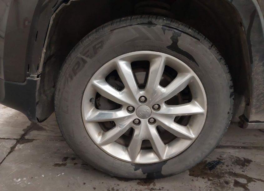 Photo 12 of 2016 Jeep Cherokee LIMITED (VIN 1C4PJMDB3GW295732)