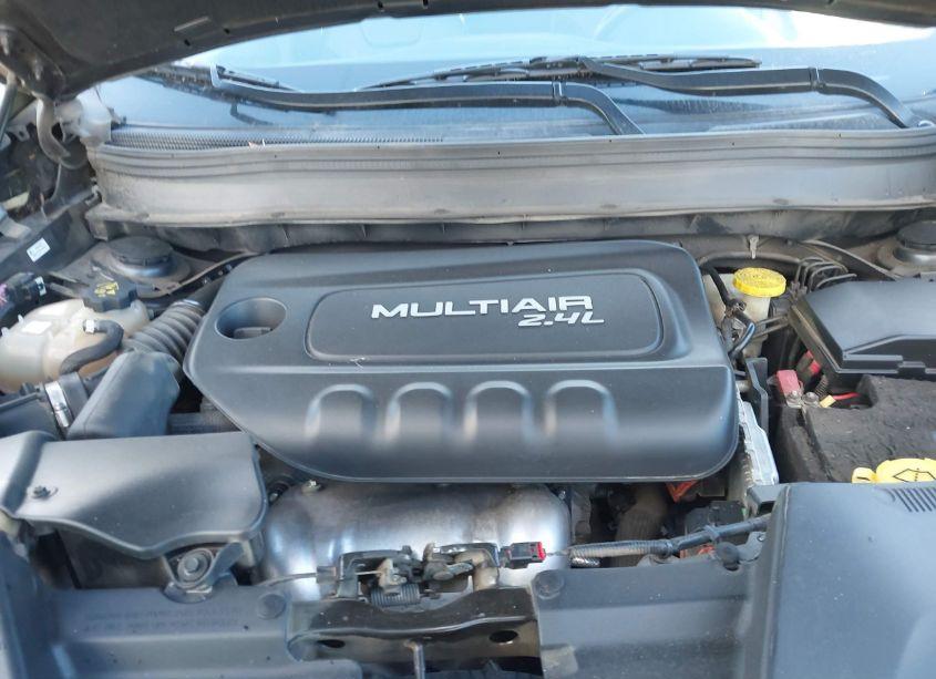 Photo 10 of 2016 Jeep Cherokee LIMITED (VIN 1C4PJMDB3GW339700)