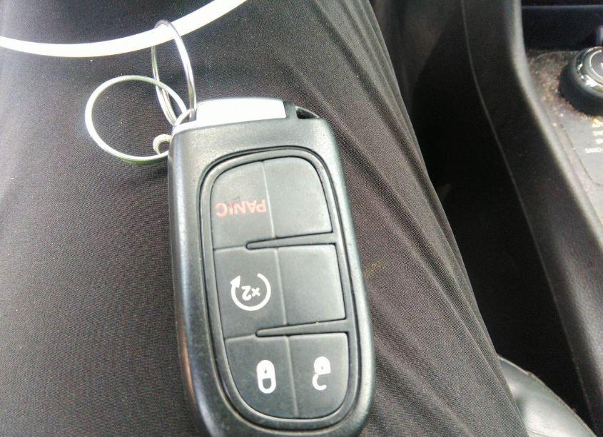 Photo 11 of 2017 Jeep Cherokee LIMITED 4X4 (VIN 1C4PJMDB3HW511760)