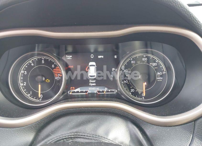 Photo 7 of 2017 Jeep Cherokee LIMITED 4X4 (VIN 1C4PJMDB3HW511886)