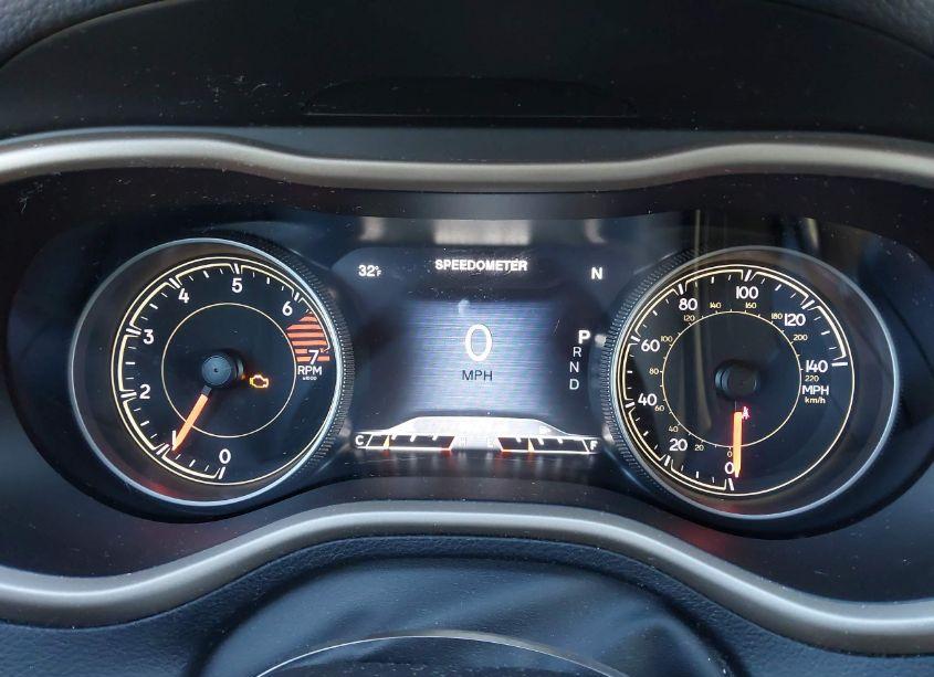 Photo 7 of 2018 Jeep Cherokee LIMITED 4X4 (VIN 1C4PJMDB3JD525644)