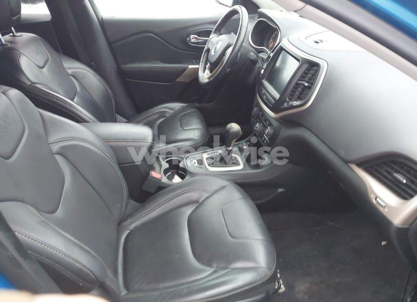 Photo 5 of 2018 Jeep Cherokee LIMITED 4X4 (VIN 1C4PJMDB3JD570003)