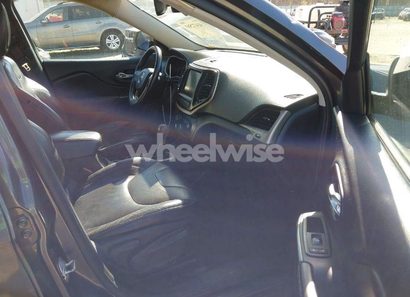 Photo 5 of 2015 Jeep Cherokee LIMITED (VIN 1C4PJMDB4FW541413)