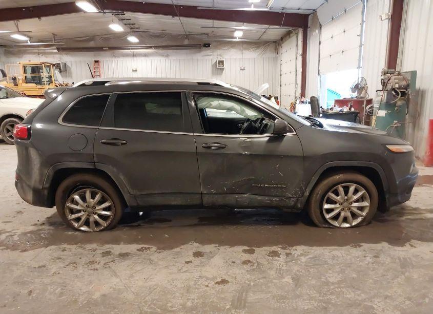 Photo 13 of 2016 Jeep Cherokee LIMITED (VIN 1C4PJMDB4GW119028)