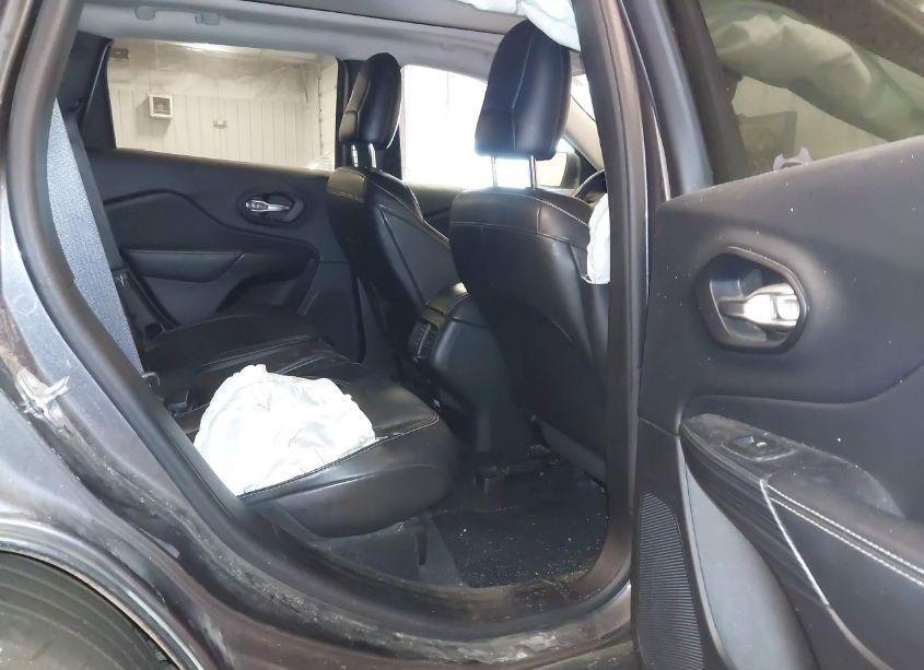 Photo 8 of 2016 Jeep Cherokee LIMITED (VIN 1C4PJMDB4GW119028)