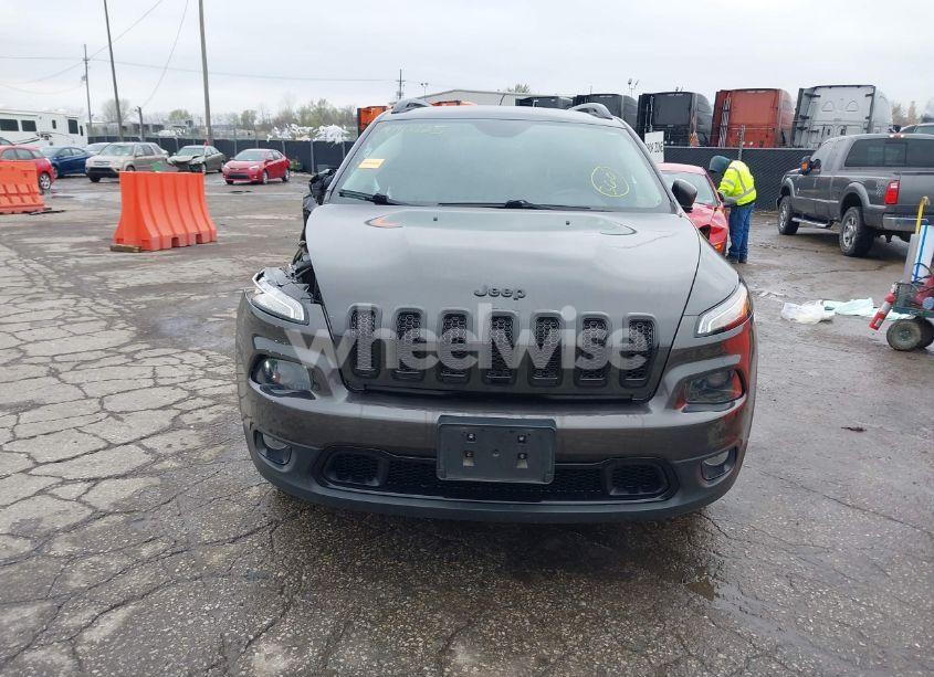 Photo 12 of 2017 Jeep Cherokee HIGH ALTITUDE 4X4 (VIN 1C4PJMDB4HW664678)