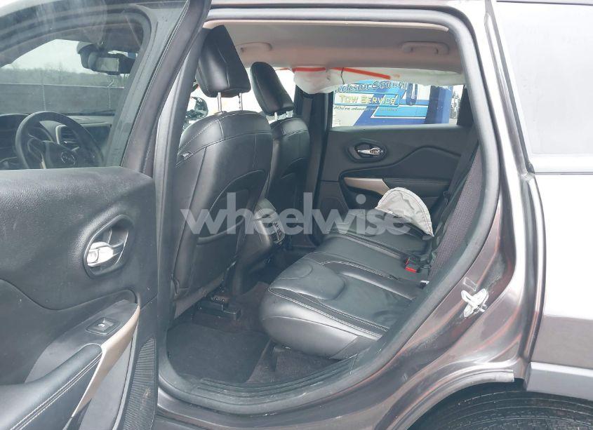 Photo 8 of 2017 Jeep Cherokee HIGH ALTITUDE 4X4 (VIN 1C4PJMDB4HW664678)