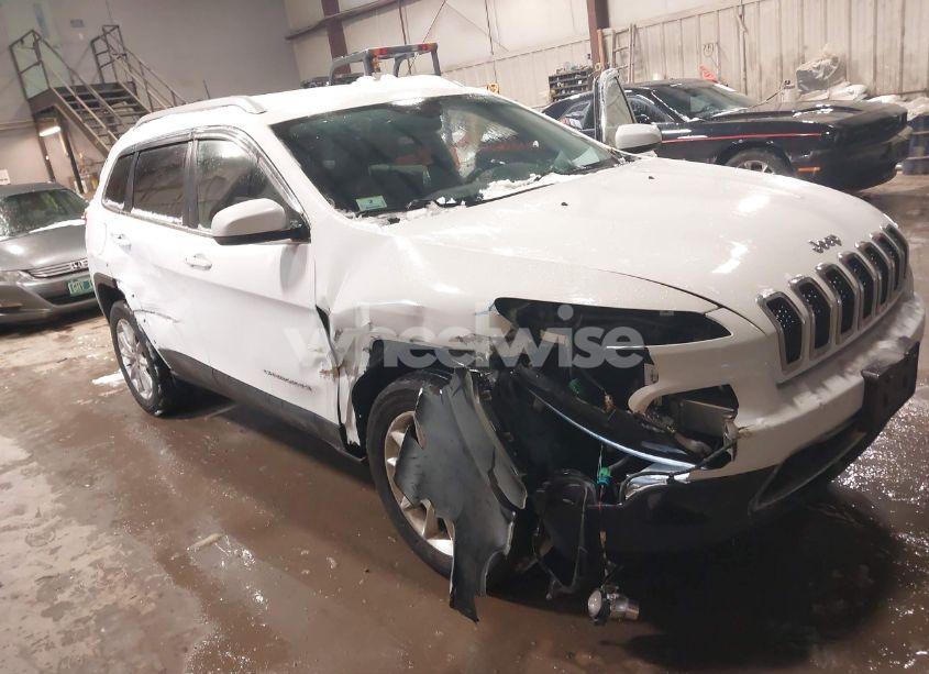 Photo 6 of 2016 Jeep Cherokee LIMITED (VIN 1C4PJMDB5GW101573)