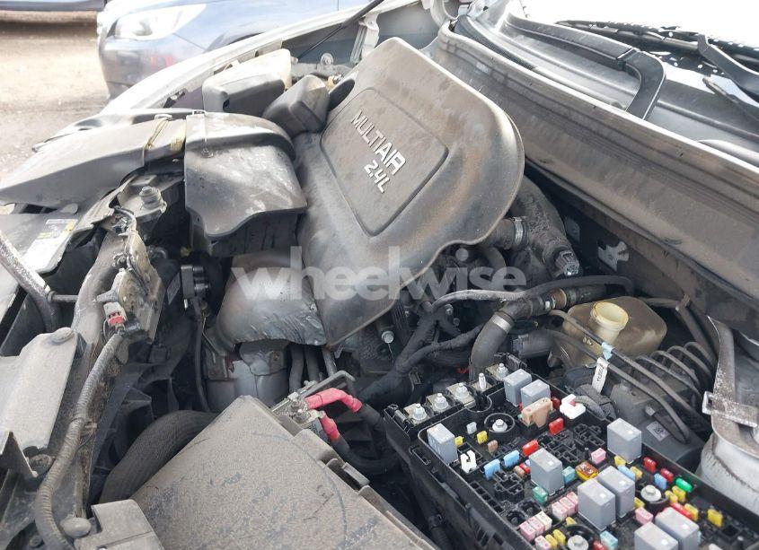 Photo 17 of 2016 Jeep Cherokee LIMITED (VIN 1C4PJMDB5GW152331)