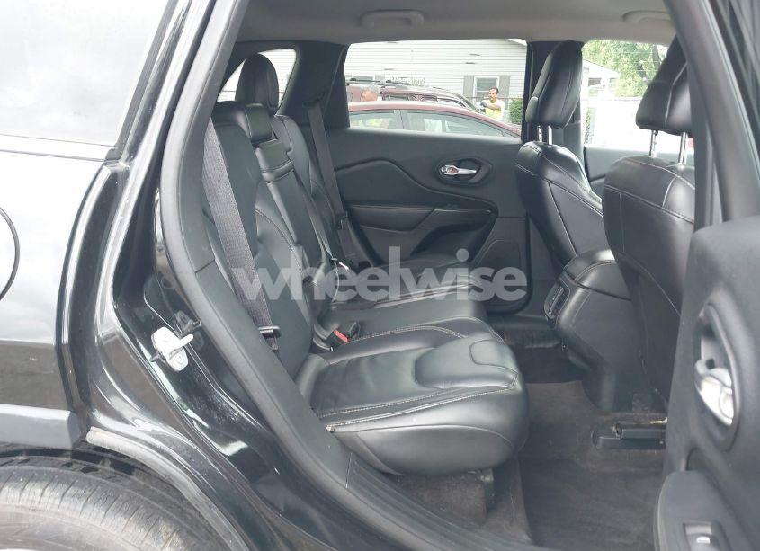 Photo 8 of 2016 Jeep Cherokee LIMITED (VIN 1C4PJMDB5GW289320)