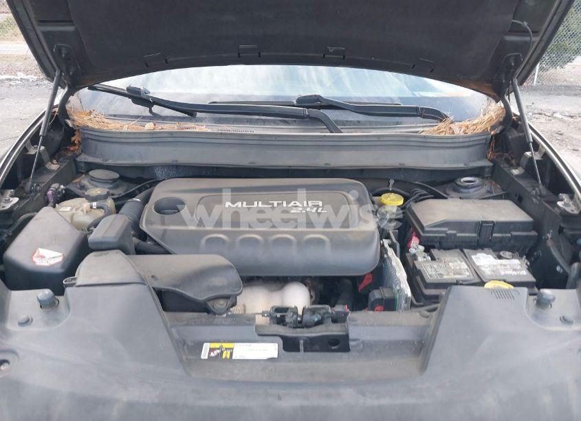 Photo 10 of 2016 Jeep Cherokee LIMITED (VIN 1C4PJMDB5GW326088)