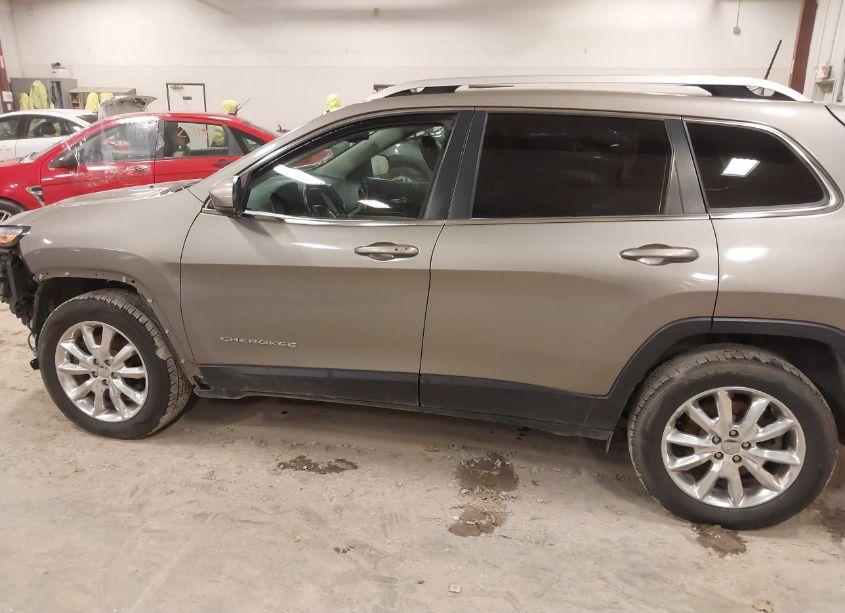 Photo 14 of 2017 Jeep Cherokee LIMITED 4X4 (VIN 1C4PJMDB5HW518774)