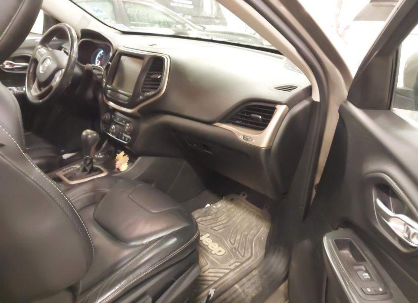 Photo 5 of 2017 Jeep Cherokee LIMITED 4X4 (VIN 1C4PJMDB5HW518774)