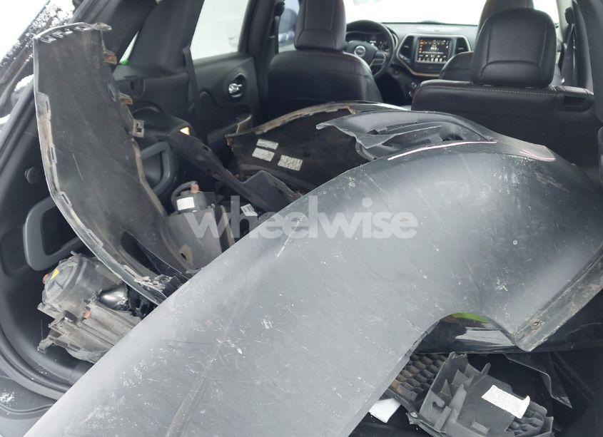 Photo 12 of 2017 Jeep Cherokee LIMITED 4X4 (VIN 1C4PJMDB5HW649333)