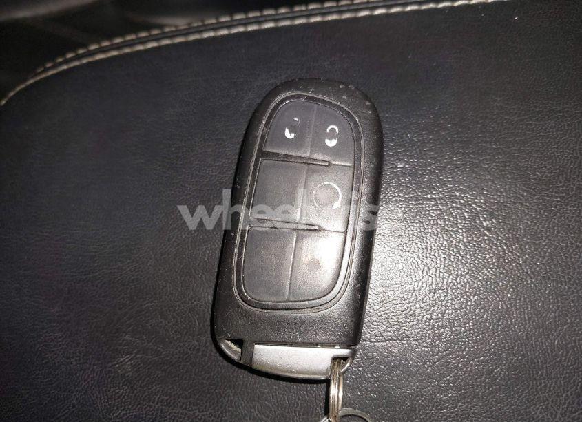 Photo 10 of 2015 Jeep Cherokee LIMITED (VIN 1C4PJMDB6FW541106)