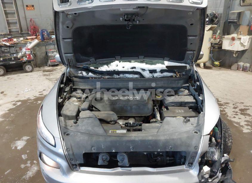 Photo 9 of 2015 Jeep Cherokee LIMITED (VIN 1C4PJMDB6FW541106)