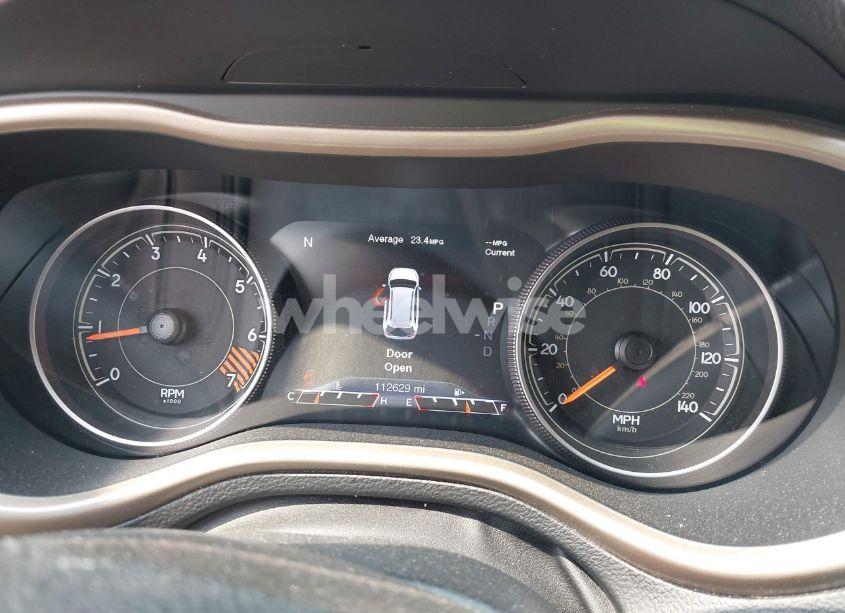 Photo 7 of 2015 Jeep Cherokee LIMITED (VIN 1C4PJMDB6FW763743)