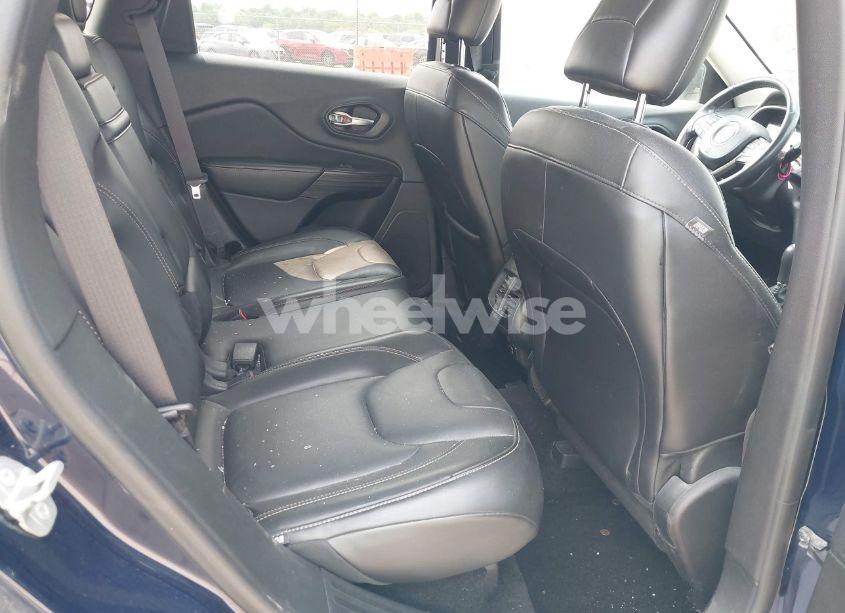 Photo 8 of 2015 Jeep Cherokee LIMITED (VIN 1C4PJMDB6FW763743)