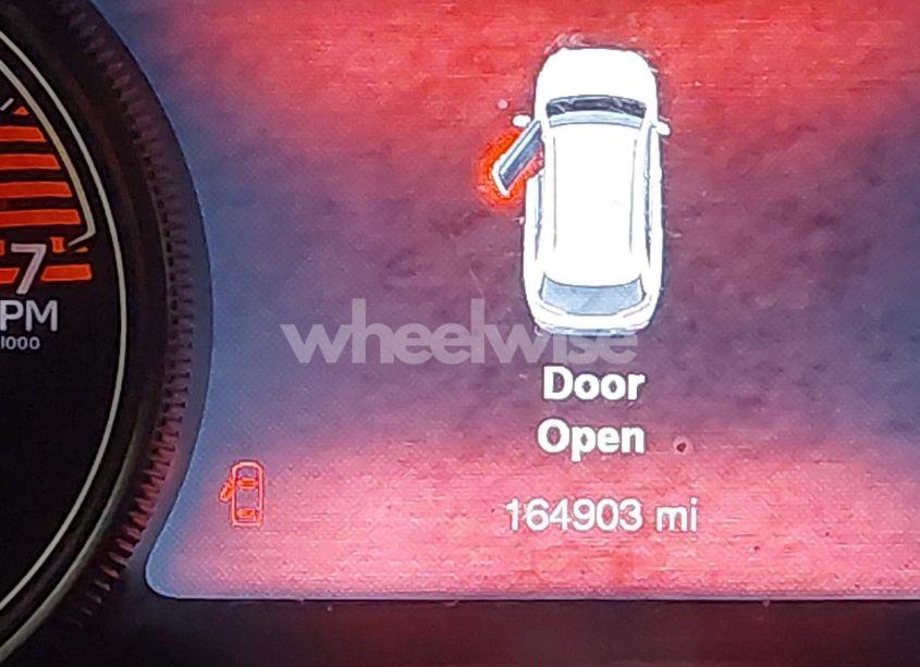 Photo 15 of 2016 Jeep Cherokee LIMITED (VIN 1C4PJMDB6GW255757)