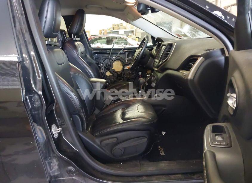 Photo 5 of 2016 Jeep Cherokee LIMITED (VIN 1C4PJMDB6GW326312)