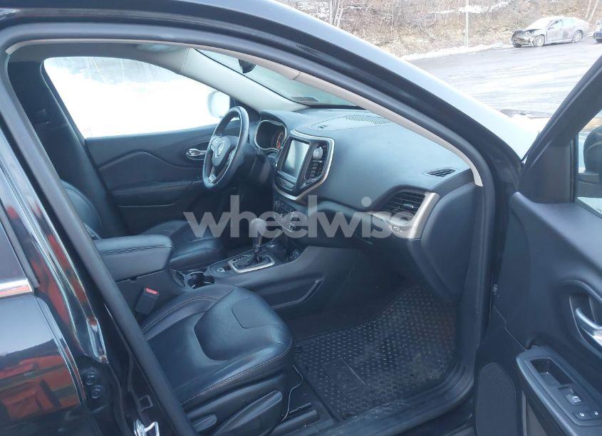 Photo 5 of 2016 Jeep Cherokee LIMITED (VIN 1C4PJMDB6GW334250)