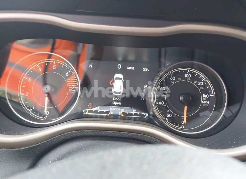 Photo 7 of 2017 Jeep Cherokee LIMITED 4X4 (VIN 1C4PJMDB6HW519335)