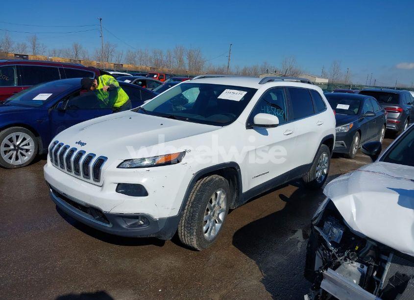 Photo 2 of 2015 Jeep Cherokee LIMITED (VIN 1C4PJMDB7FW500774)