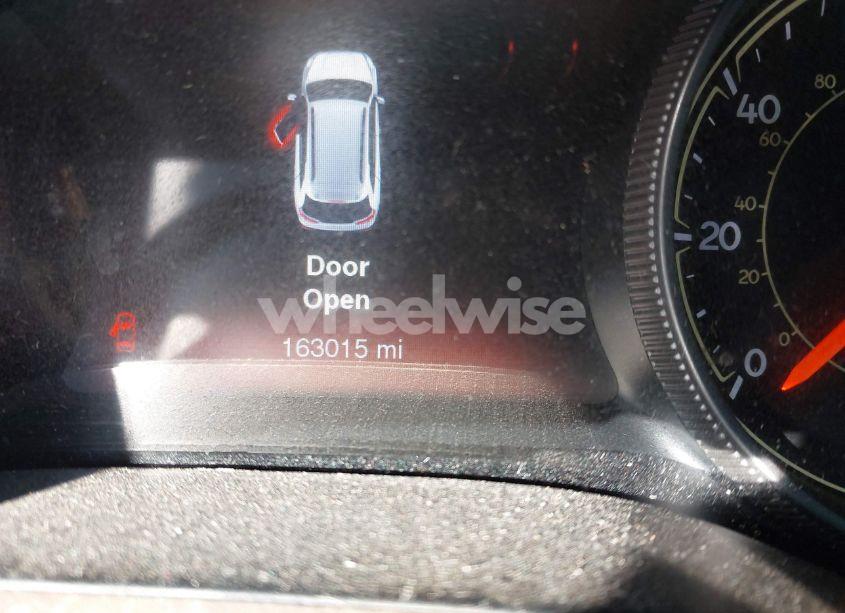 Photo 15 of 2015 Jeep Cherokee LIMITED (VIN 1C4PJMDB7FW705785)