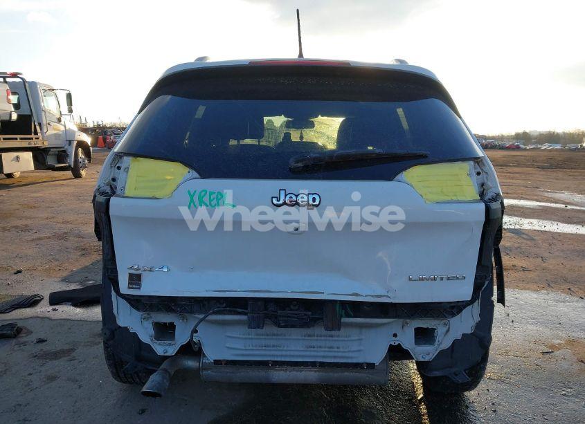 Photo 15 of 2015 Jeep Cherokee LIMITED (VIN 1C4PJMDB7FW772113)