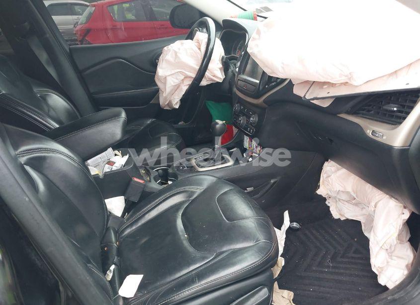 Photo 5 of 2017 Jeep Cherokee LIMITED 4X4 (VIN 1C4PJMDB7HW599633)