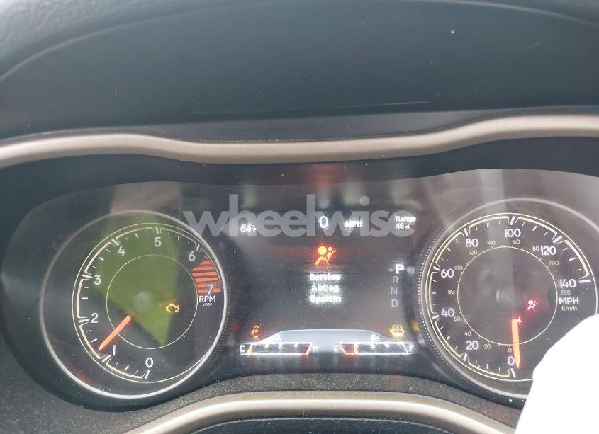 Photo 7 of 2017 Jeep Cherokee LIMITED 4X4 (VIN 1C4PJMDB7HW599633)