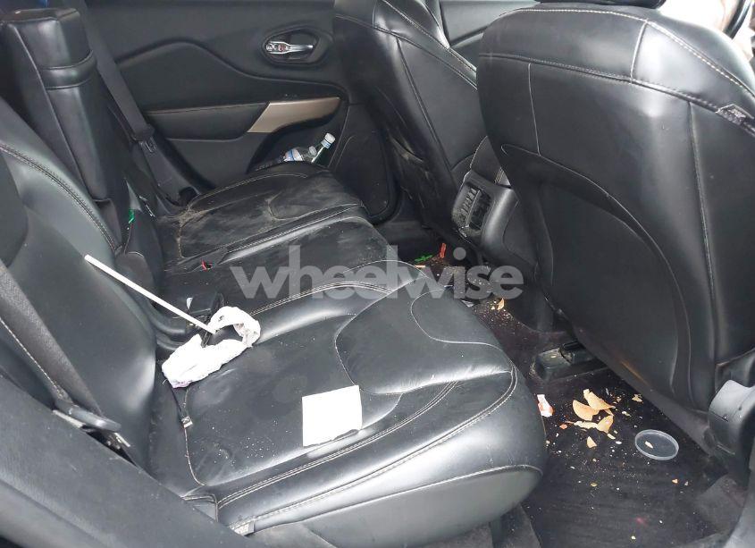 Photo 8 of 2017 Jeep Cherokee LIMITED 4X4 (VIN 1C4PJMDB7HW599633)