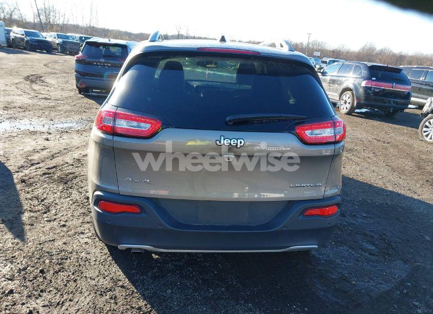 Photo 16 of 2018 Jeep Cherokee LIMITED 4X4 (VIN 1C4PJMDB7JD575107)