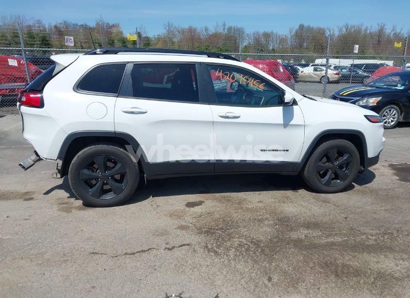Photo 14 of 2018 Jeep Cherokee LIMITED 4X4 (VIN 1C4PJMDB7JD592439)